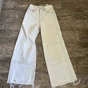 Levi’s rib cage wide leg sz 24
